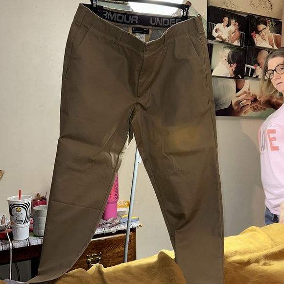 UNDER ARMOUR!! Straight. Khaki. - Picture 5 of 7